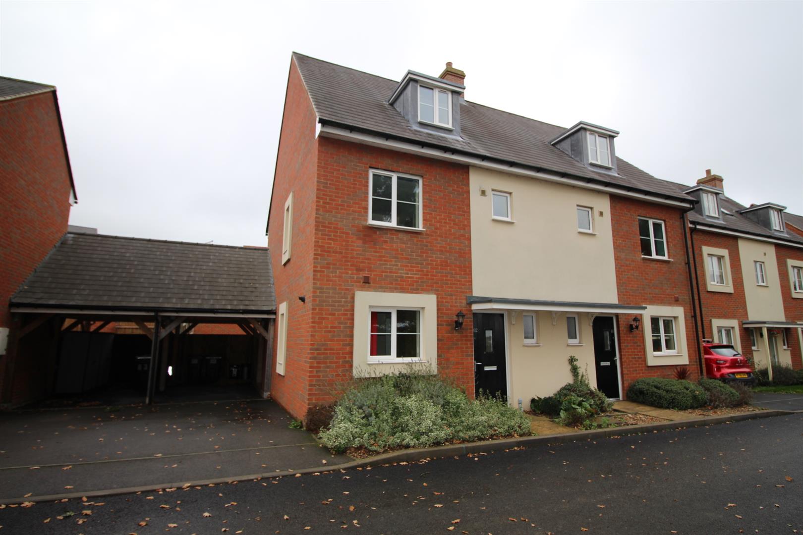 Sir Bernard Paget Avenue, Ashford